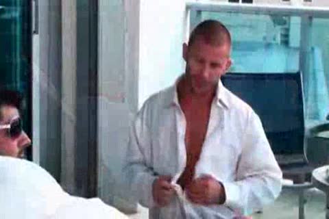 Zeb Atlas slams Brenn Wy*S