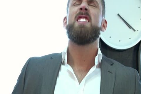 Logan Moore & Isaac Eliad bang