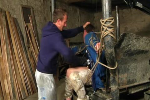 A gay Domination clip To have a fun!