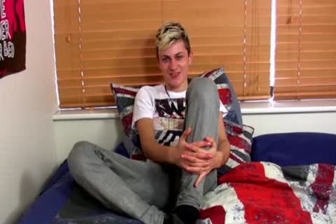 Skylar West Plays With His lengthy dick And plows His butt