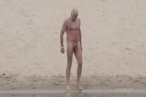 Spy daddy males And Grandpas Swimming naked