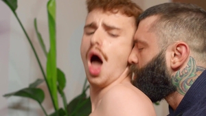 Str8 To Gay: Markus Kage with athletic Ryan Jacobs cumshot