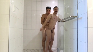 GayRoom: Nailing with Ollie & Erik Andrews