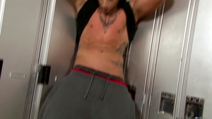 Next Door Male: Everlast's Hard Performance
