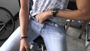 Latin Leche: Cum Dripping from Beautiful Lips