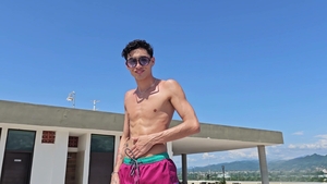 AmateurGayPOV: Tropical Paradise with My Buddy